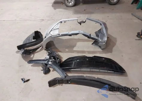 2019 Toyota Corolla Le from USA, damaged, VIN 5YFBURHE4KP888844